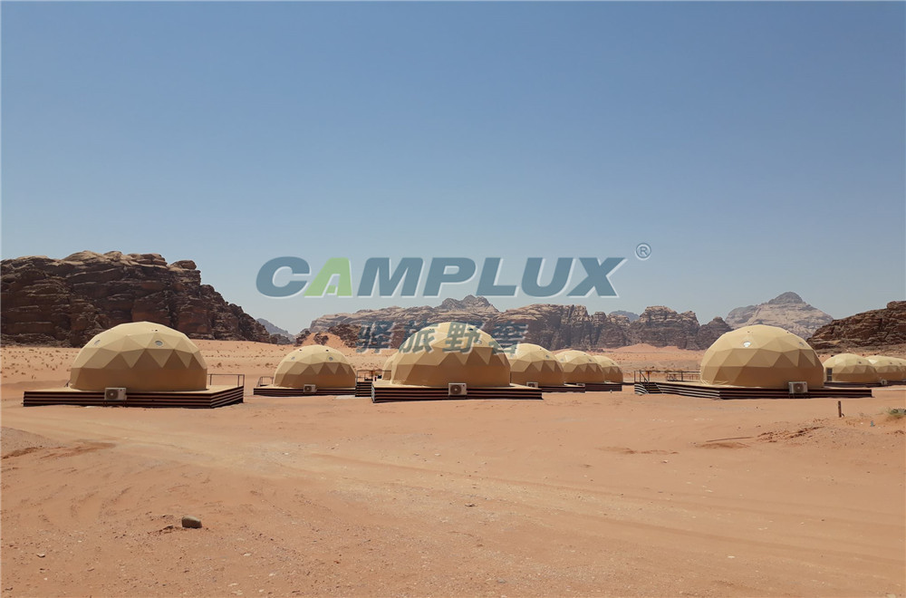 瓦迪拉姆营地星空帐篷酒店