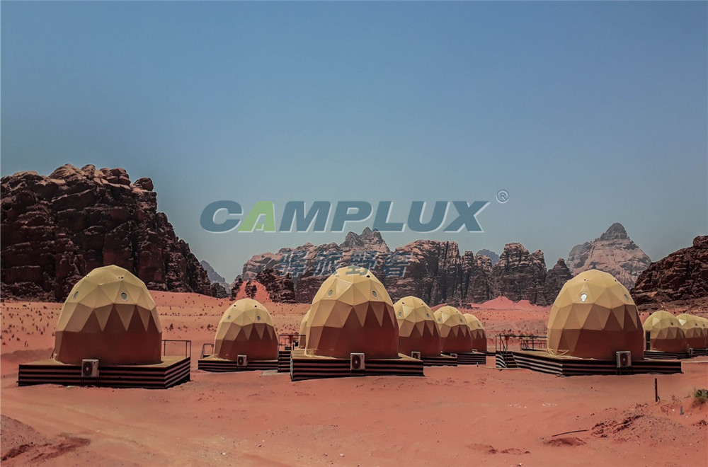 瓦迪拉姆营地星空帐篷酒店